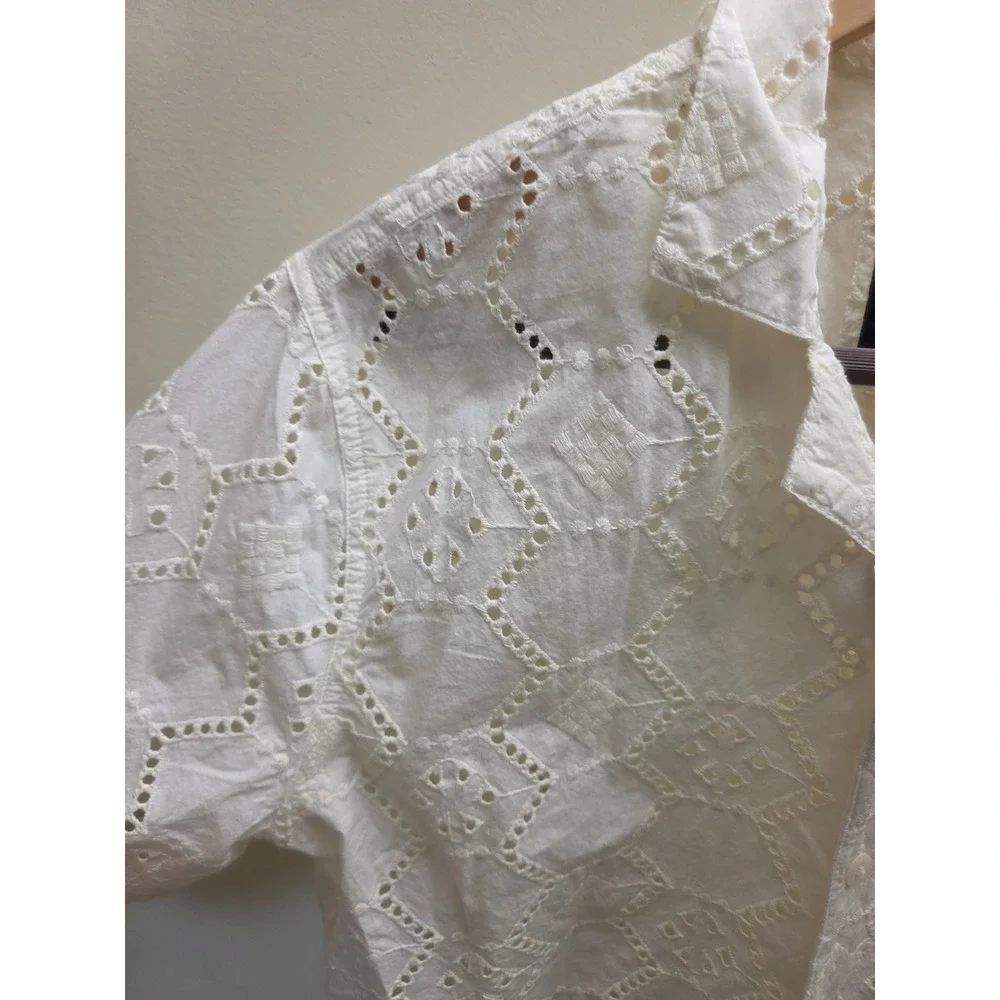 Hollister Mens Small White Eyelet Embroidered Short Sleeve Button Up Shirt New - Picture 4 of 10